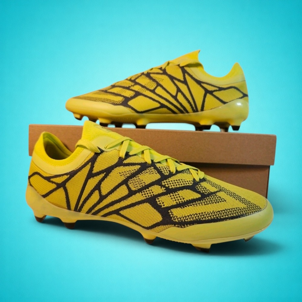 New Men's Umbro Velocita Alchemist Pro FG Soccer Cleats Size 9.5